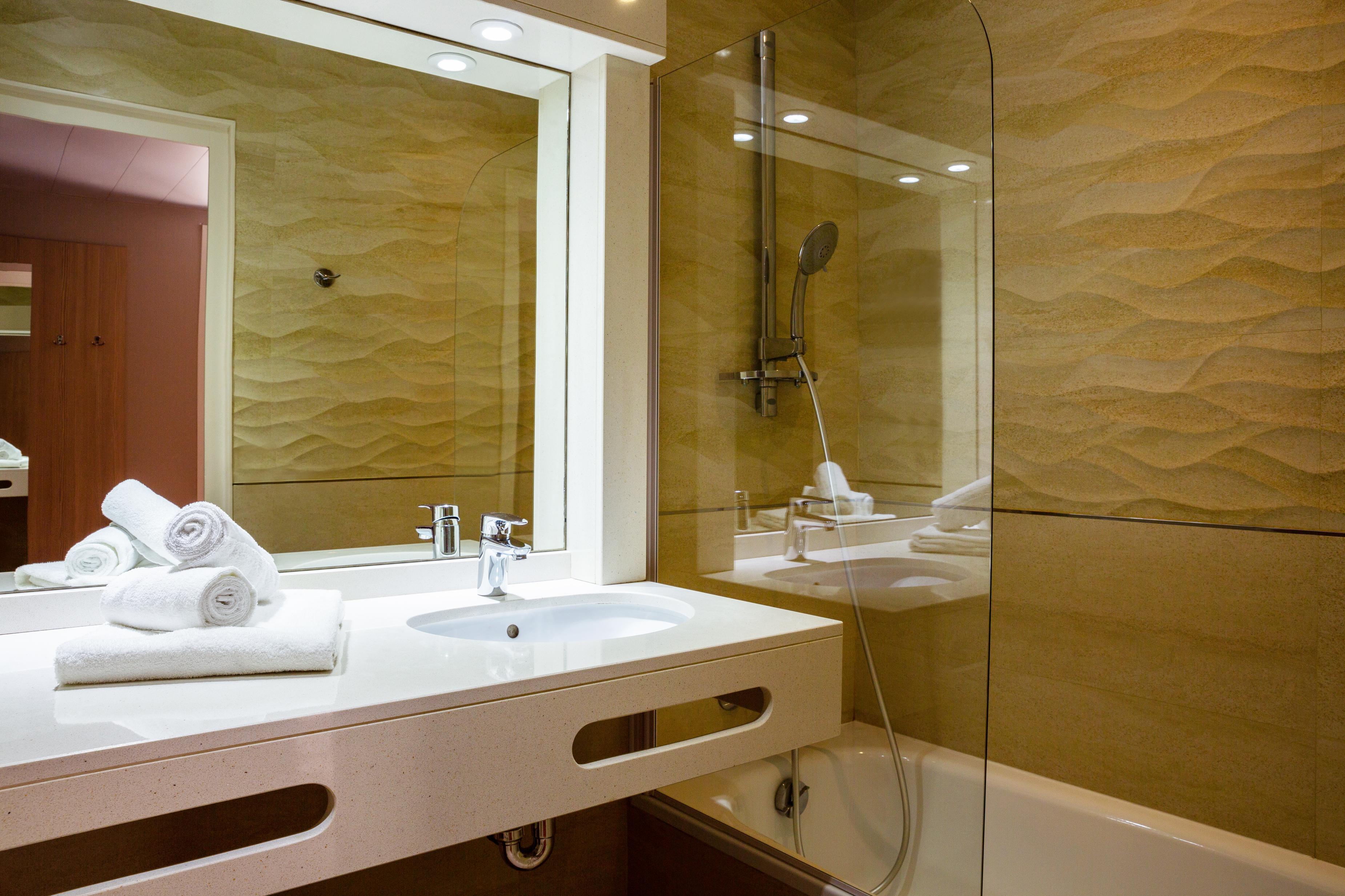 Hotel Les Trois Roses, Grenoble The Originals Boutique