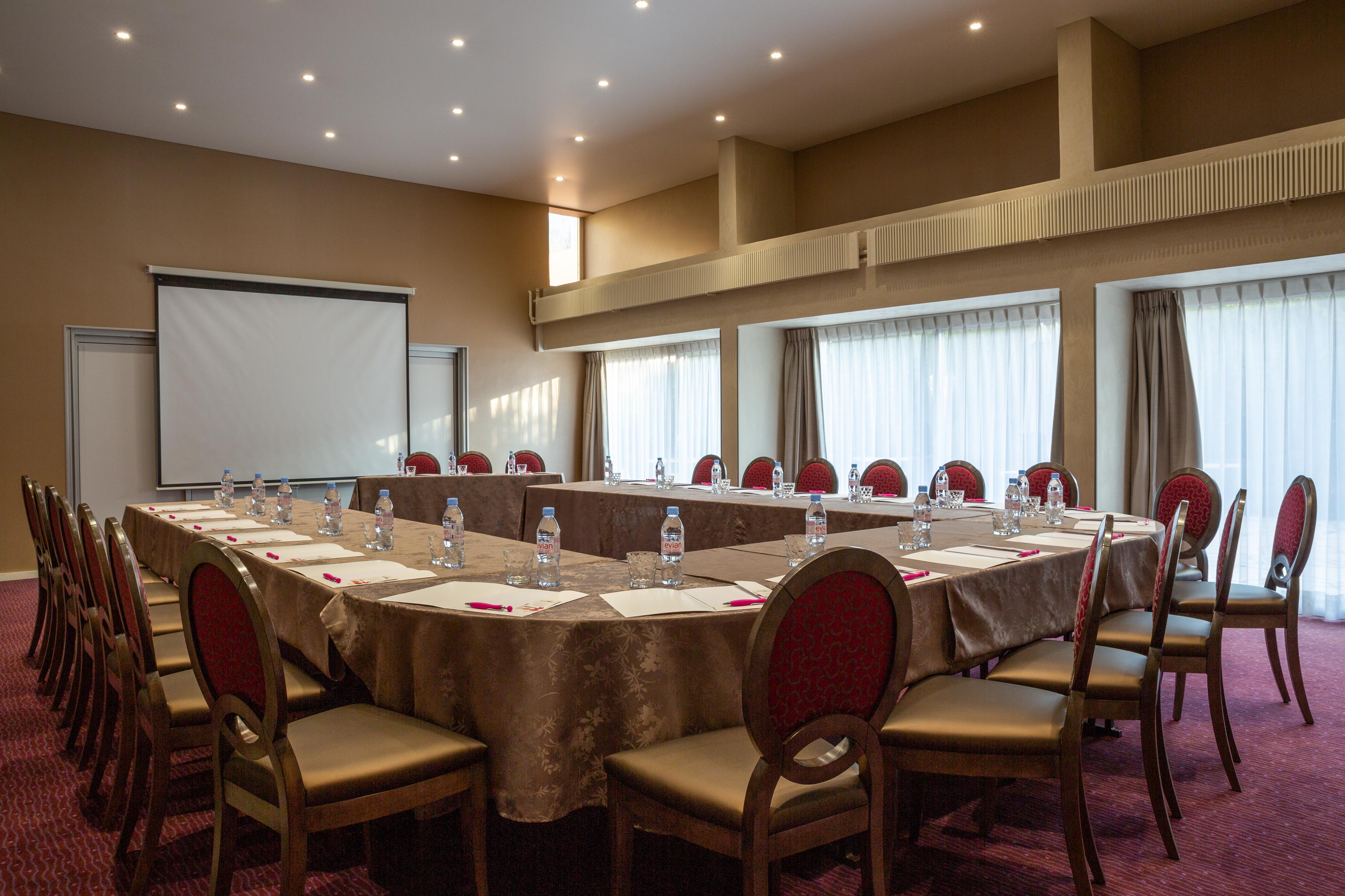 Hotel Les Trois Roses, Grenoble The Originals Boutique Meylan