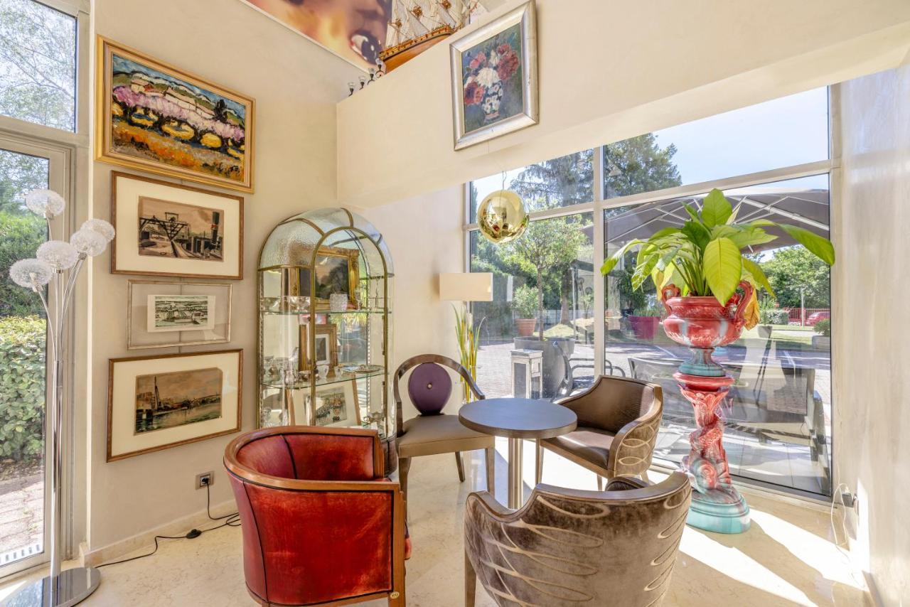 Les Trois Roses, Grenoble The Originals Boutique Hotel Meylan