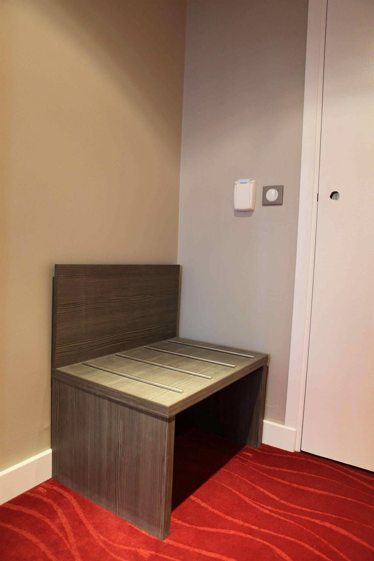 Hotel Les Trois Roses, Grenoble The Originals Boutique Meylan