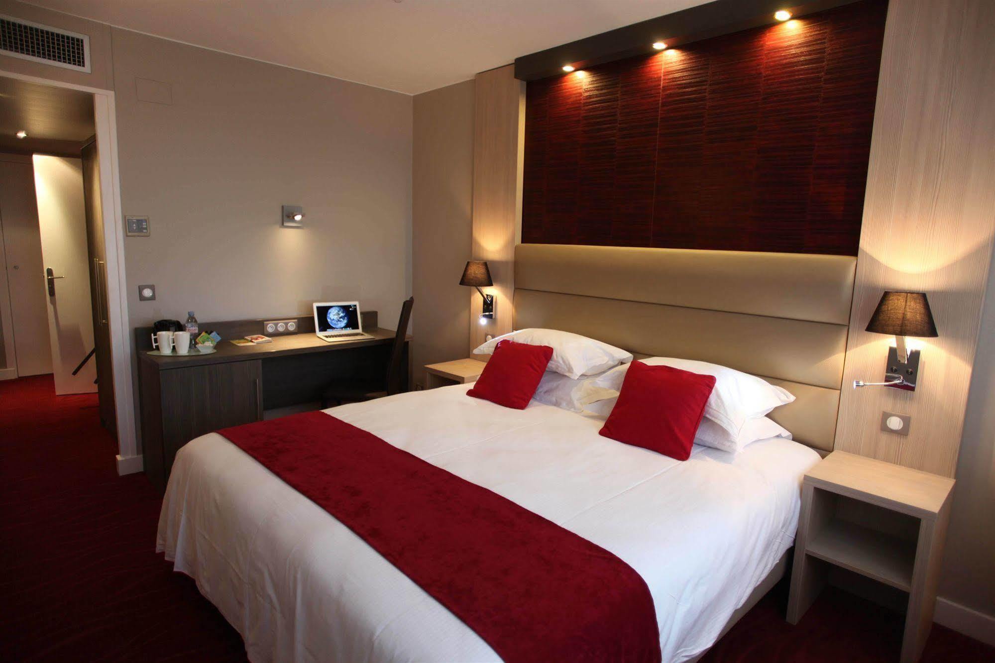 Les Trois Roses, Grenoble The Originals Boutique Hotel Meylan